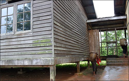 일본인 부대와 '한국인 간호사'가 있었던 곳으로 추정되는 학교 건물. 